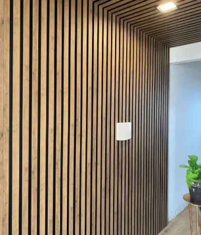 Painel Ripado de PVC Premium Black